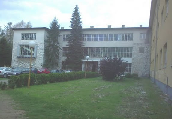Gimnazija u Doboju