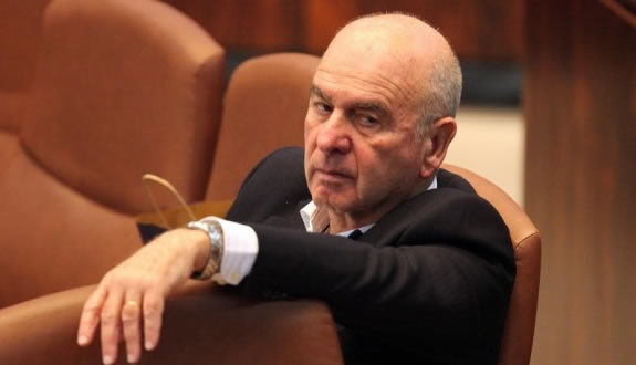 Matan Vilnai