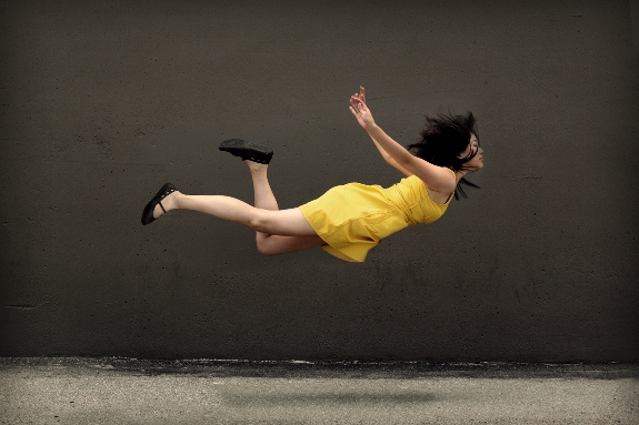 flying (575x383)