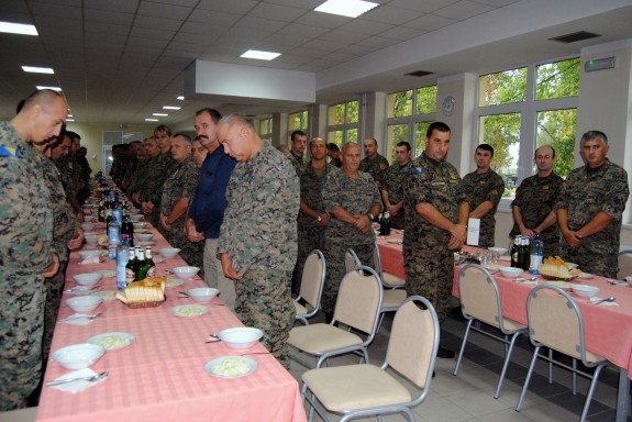 U kasarni Kozara obilježena hramovna slava
