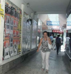 Nezakonito plakatiranje