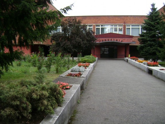 Gimnazija_Banjaluka_juna_08
