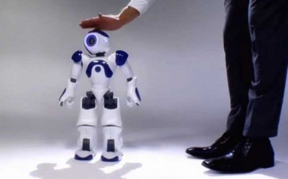 robot i covjek