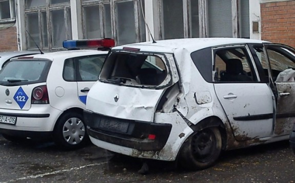 policija