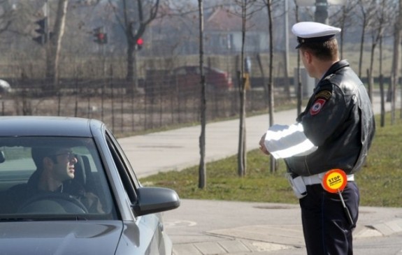 policija