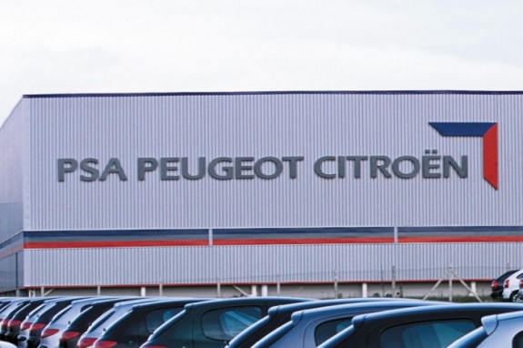 PSA-Peugeot-Citroen-700x466 (1)