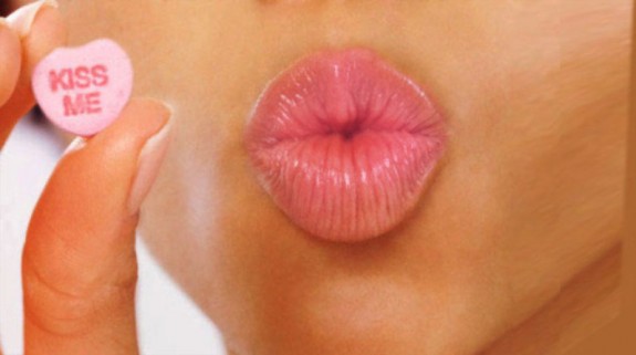 kiss-me-bombon-poljubac-usne