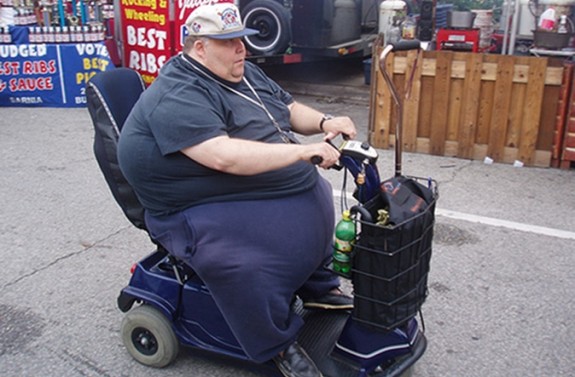 fat_people_on_scooters_171