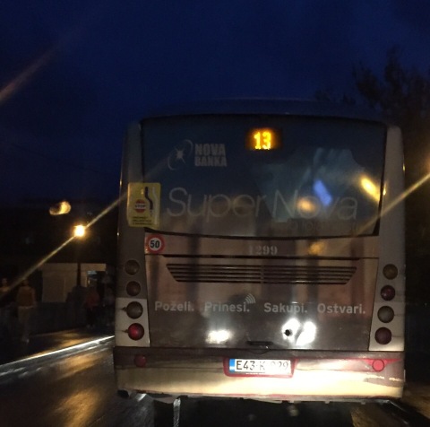 autobus-bez-svjetla-2