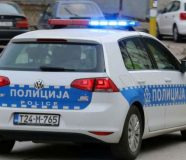 džamija