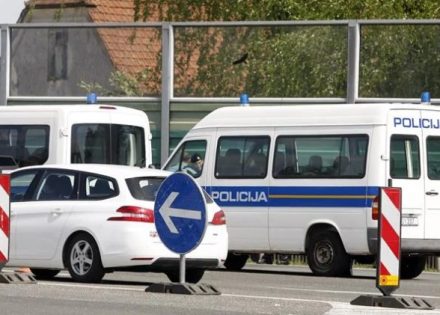 policija