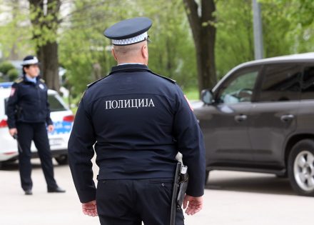 policija