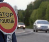 policija