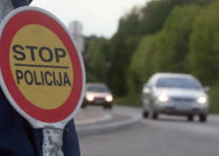 policija