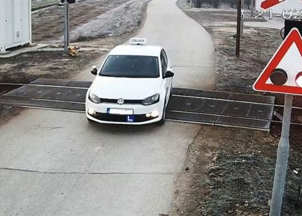 VOZAČI
