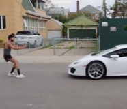 automobil