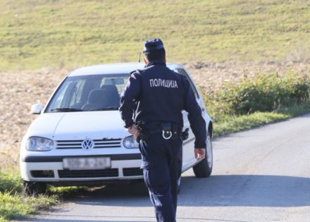 policija