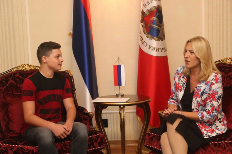 Lukićev projekat “Nano satelit” finansiraće Vlada i kabinet predsjednika