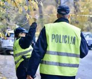 policija