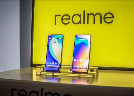 realme