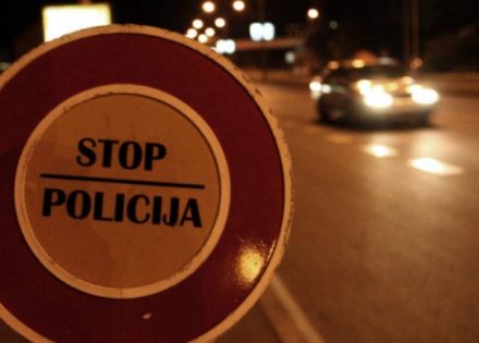 policija