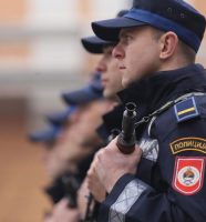 policajci