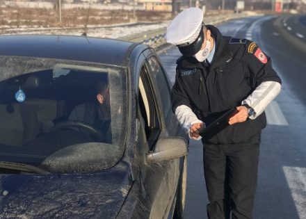 policija