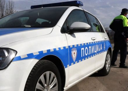 policija