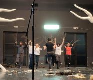 Vuk sa mirisom bobica