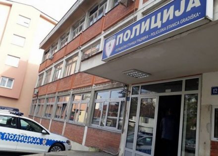 policija