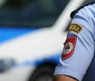 policija