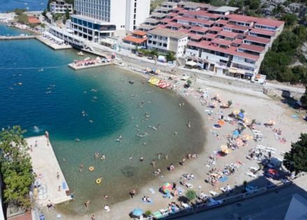 neum