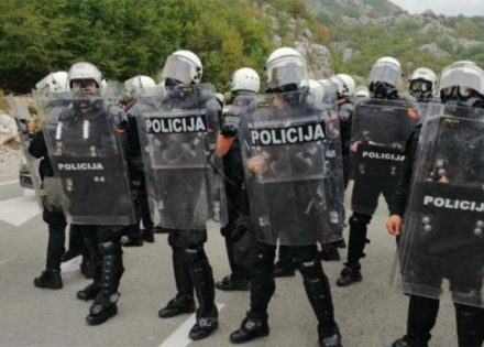 policija