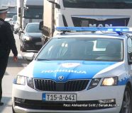 policija