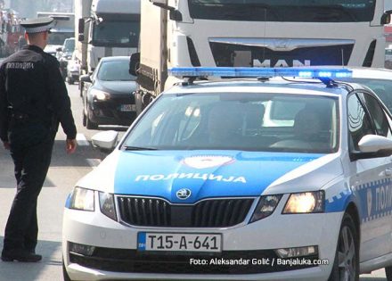 policija