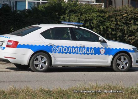 policija