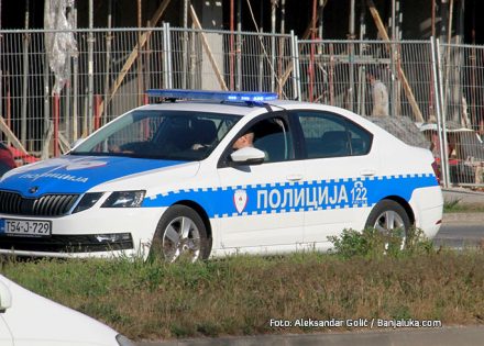 policija