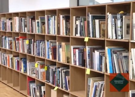 BIBLIOTEKA