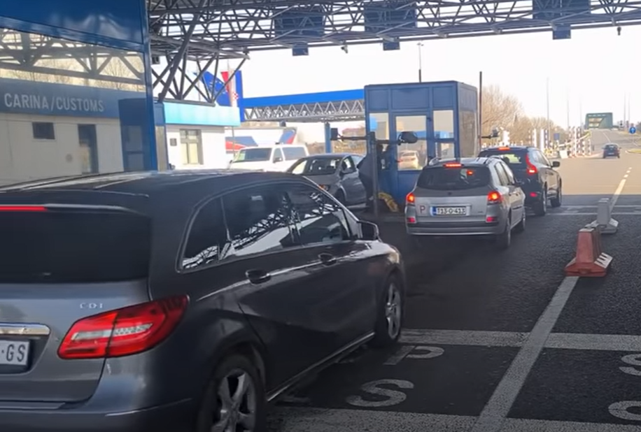 Prijavio majonez i umake, a carinici u kamionu pronašli 240.000 cigareta (Foto)