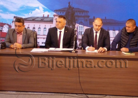 Minić