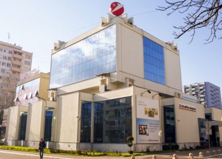 UniCredit