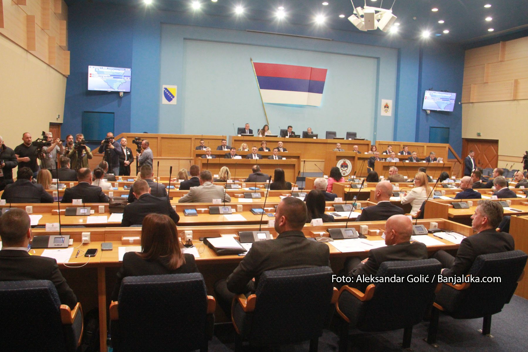 O izboru Vlade RS u nedjelju: Prihvata se ostavka premijera Save Minića