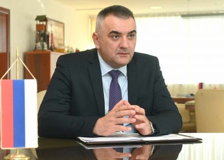 minić