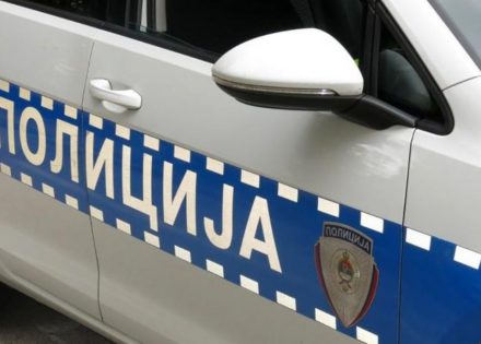 policija
