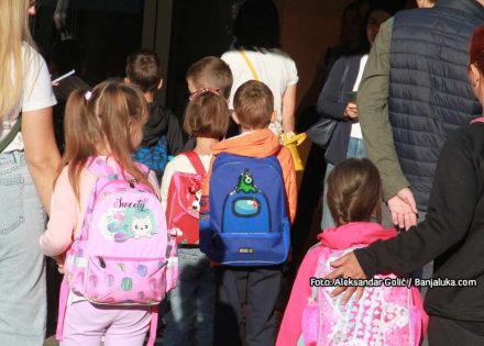 skola djeca ucenici