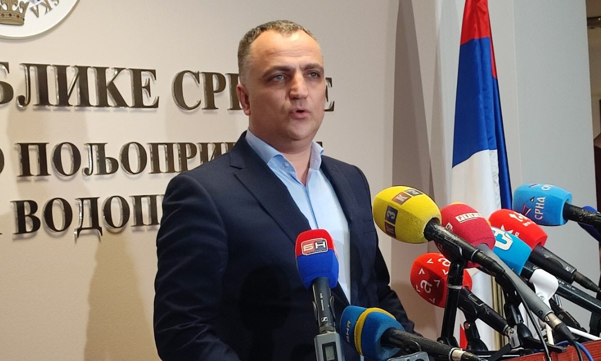 Lukić: Pojačati kontrolu prometa životinja i preduzeti biosigurnosne mjere