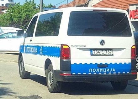 policija