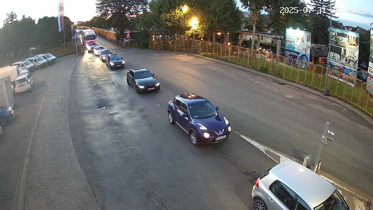 Gužva na granici: Pojačan saobraćaj na više prelaza na ulazu u BiH iz Hrvatske