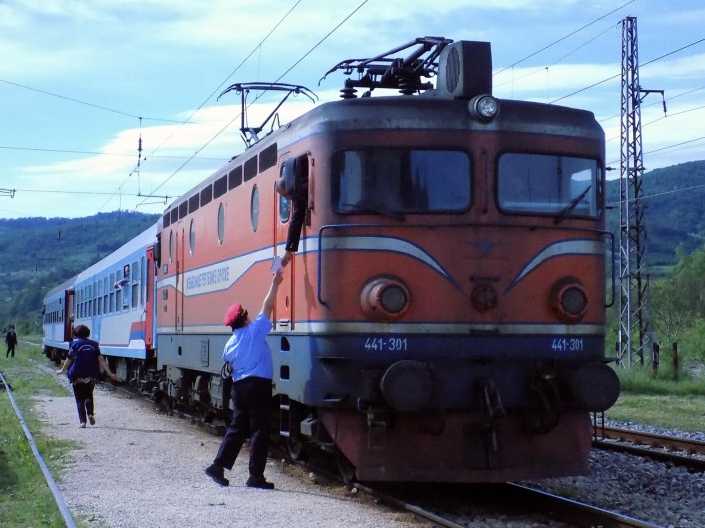 Direktor “ŽRS” potvrdio: Doprinosi uplaćeni, radnici neosigurani!