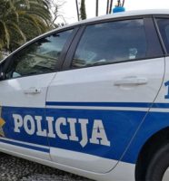 policija